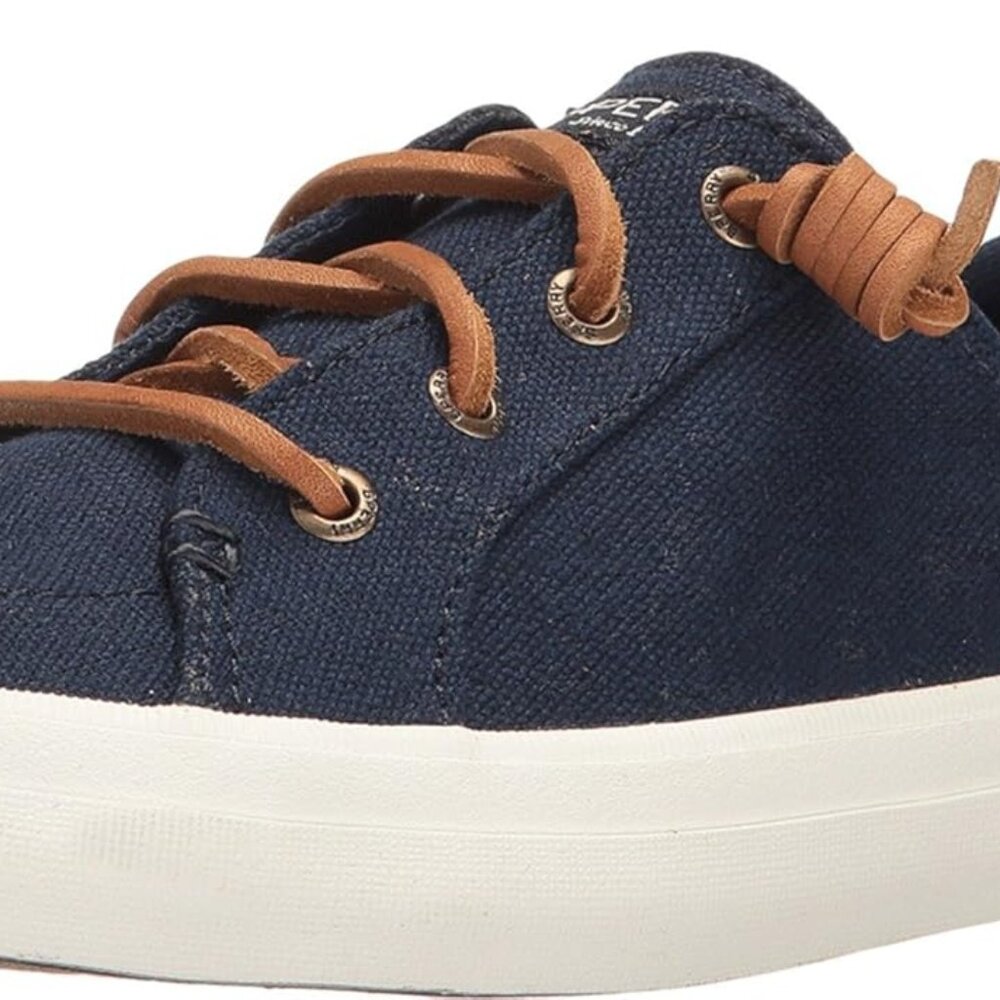 Women's Crest Vibe Core Sneaker